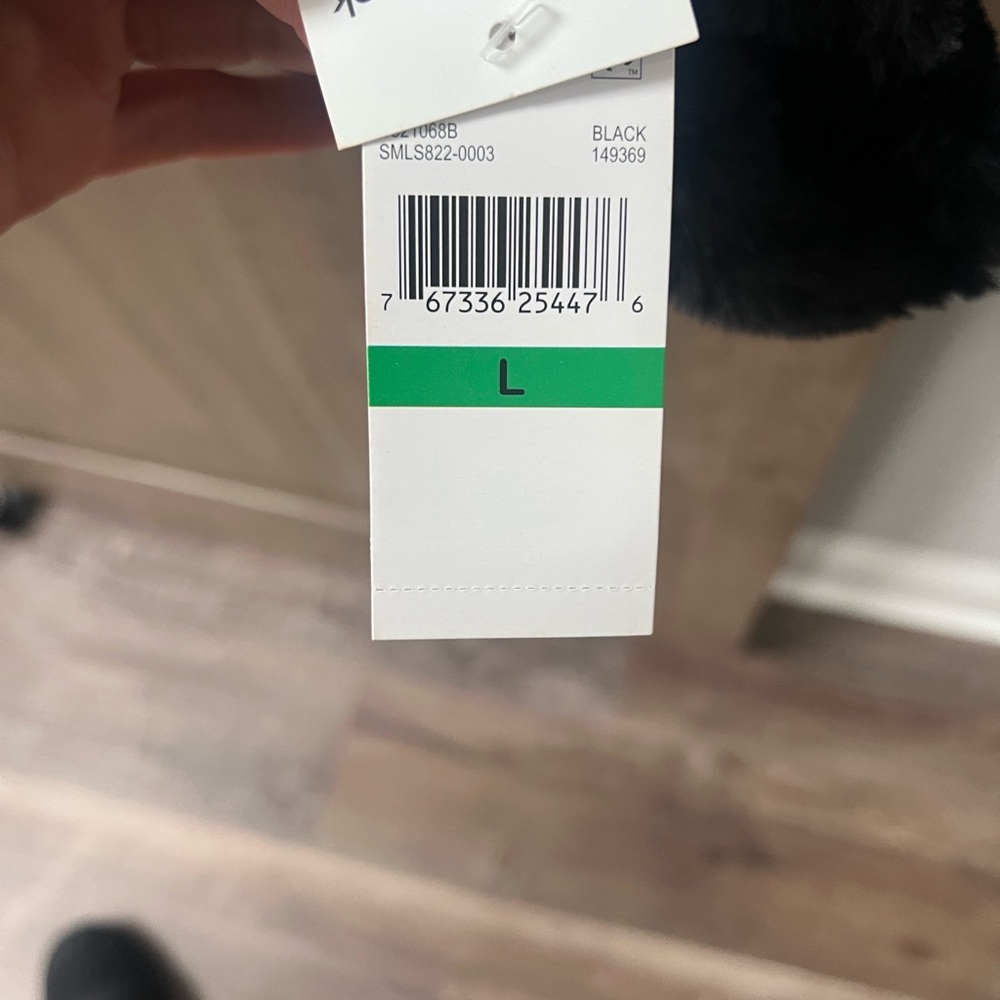 🌟🌟🌟LUCKY BRAND🌟🌟🌟
Black Faux Fur Women’s Jacket - Picture 3 of 9